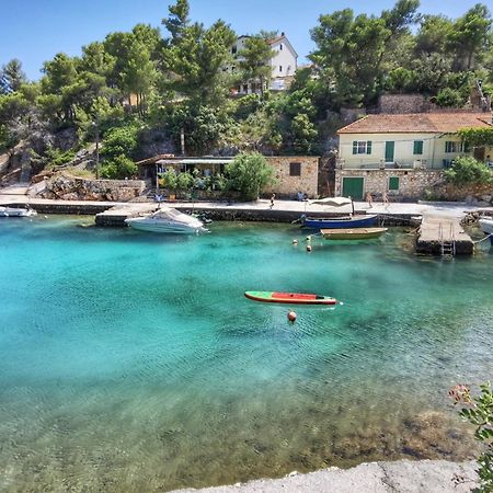 Holiday Hvar Vrbanj Exterior photo