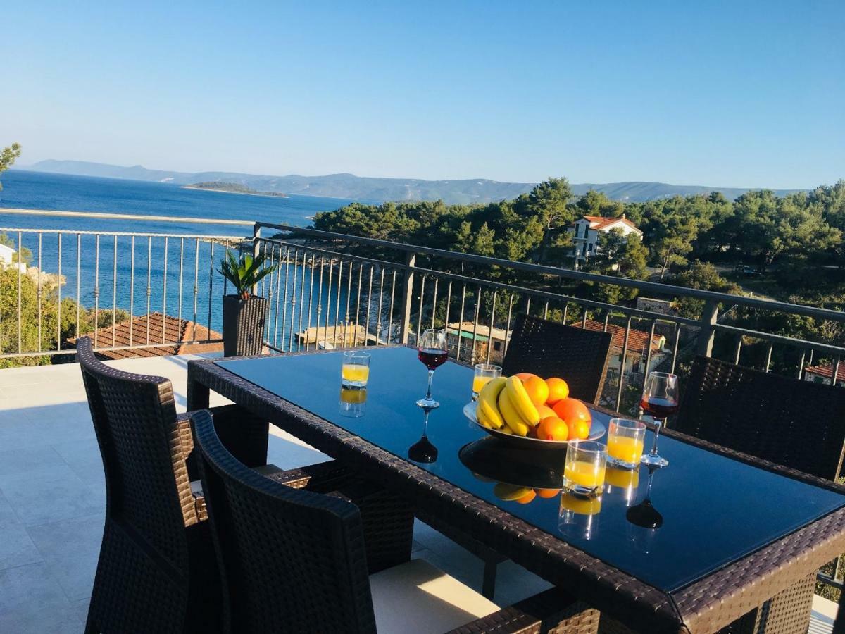Holiday Hvar Vrbanj Exterior photo