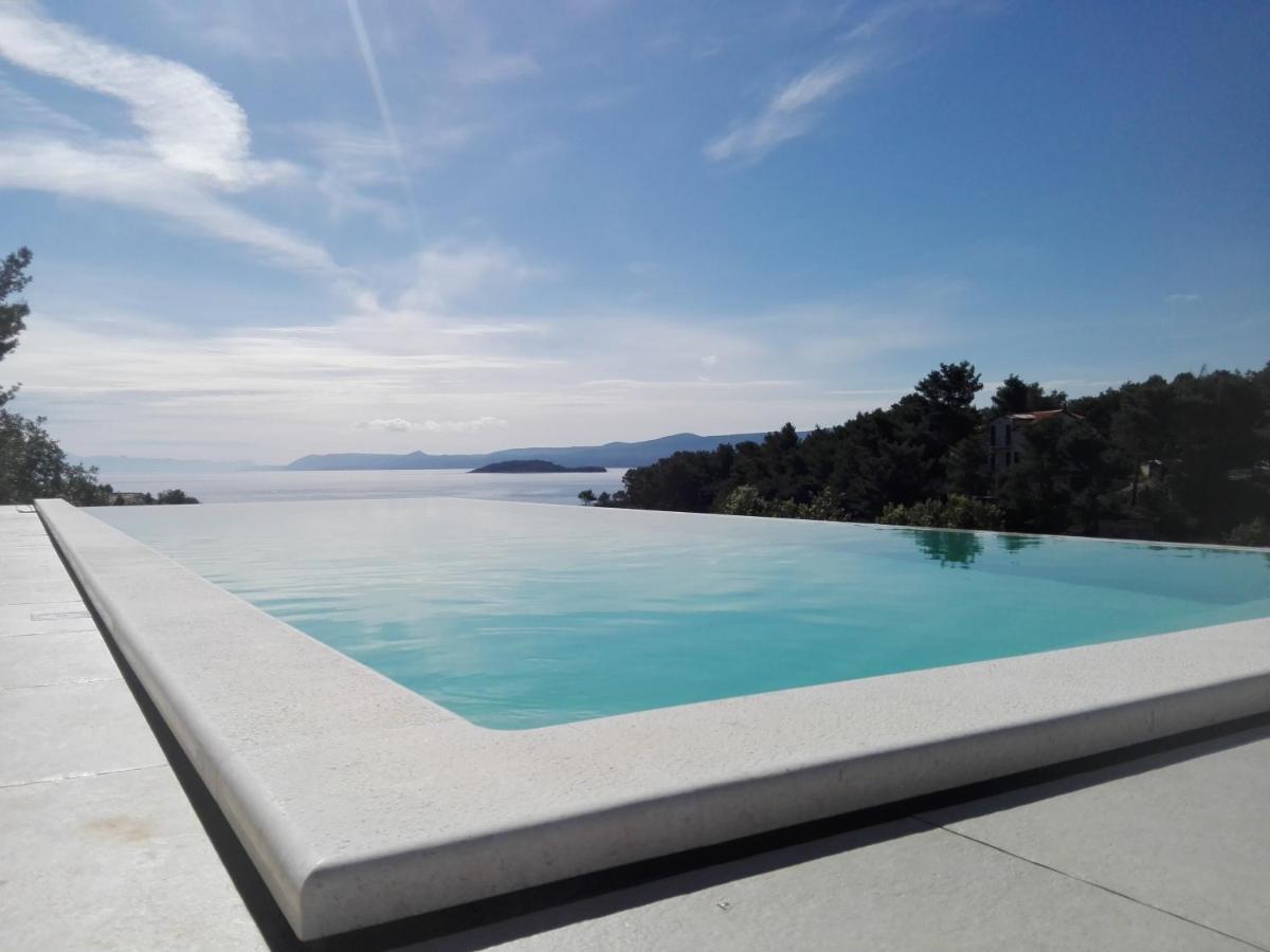 Holiday Hvar Vrbanj Exterior photo